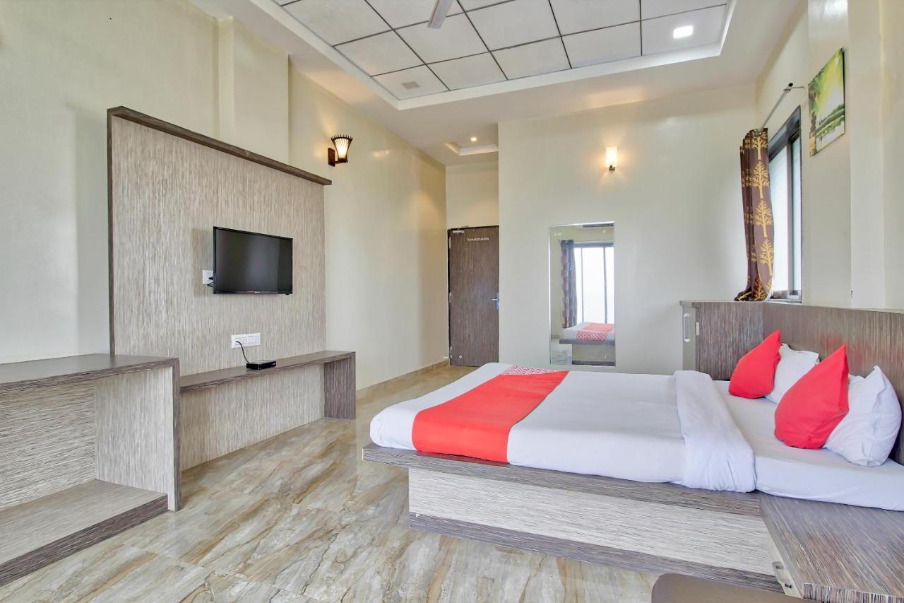 Oyo 61311 Maharaja Agrasen Resort And Lodging Buldhana Exterior foto